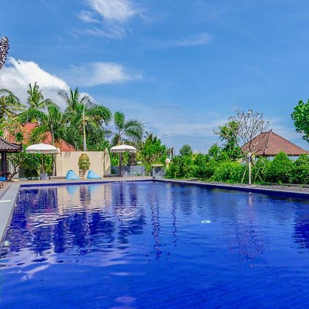 Grand Ball Beach Garden Tanglad Buitenkant foto